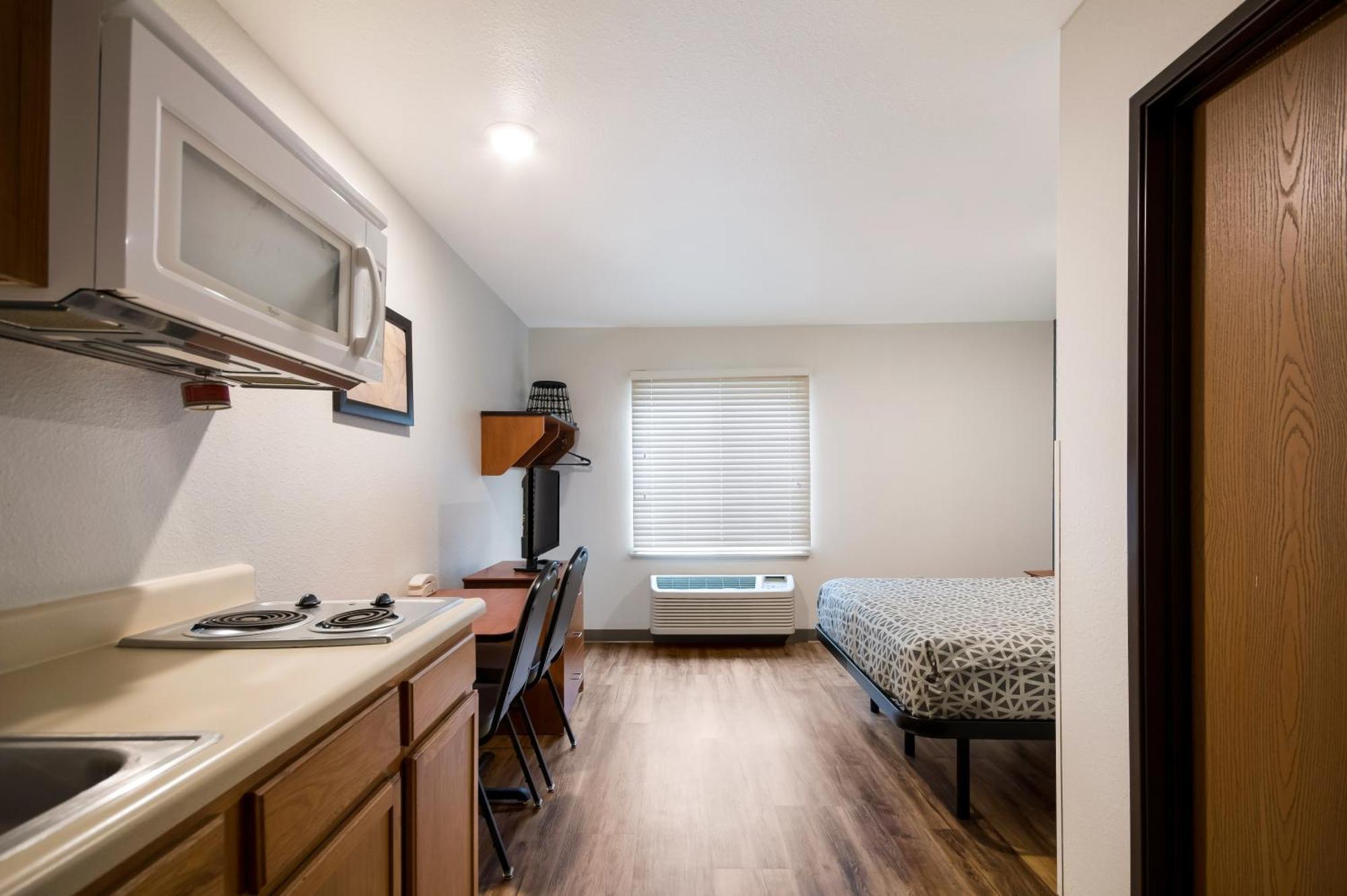 Woodspring Suites Columbia Fort Jackson מראה חיצוני תמונה